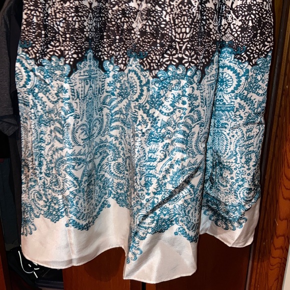 Dress - Picture 2 of 6